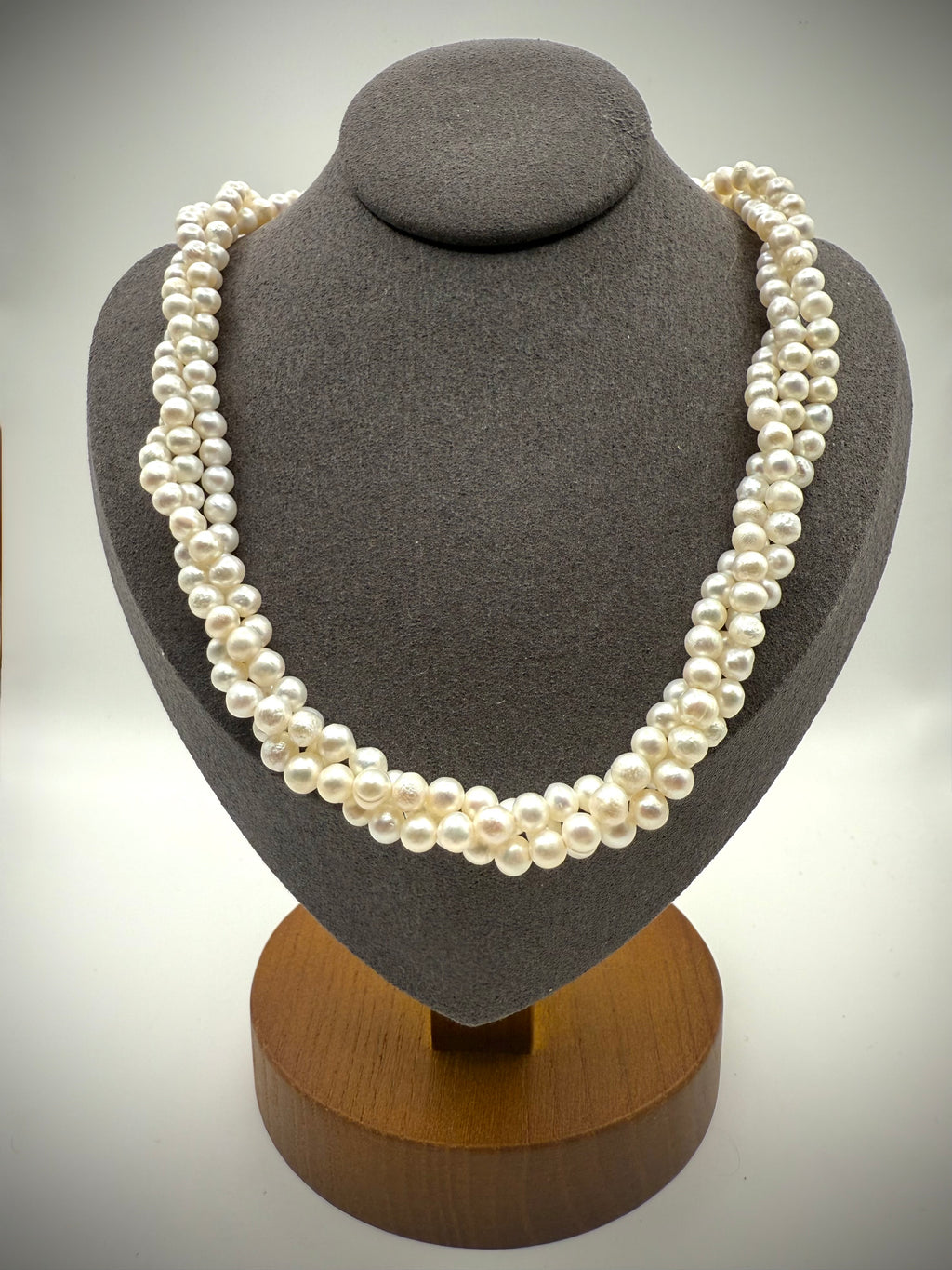 Freshwater Akoya Pearl Choker