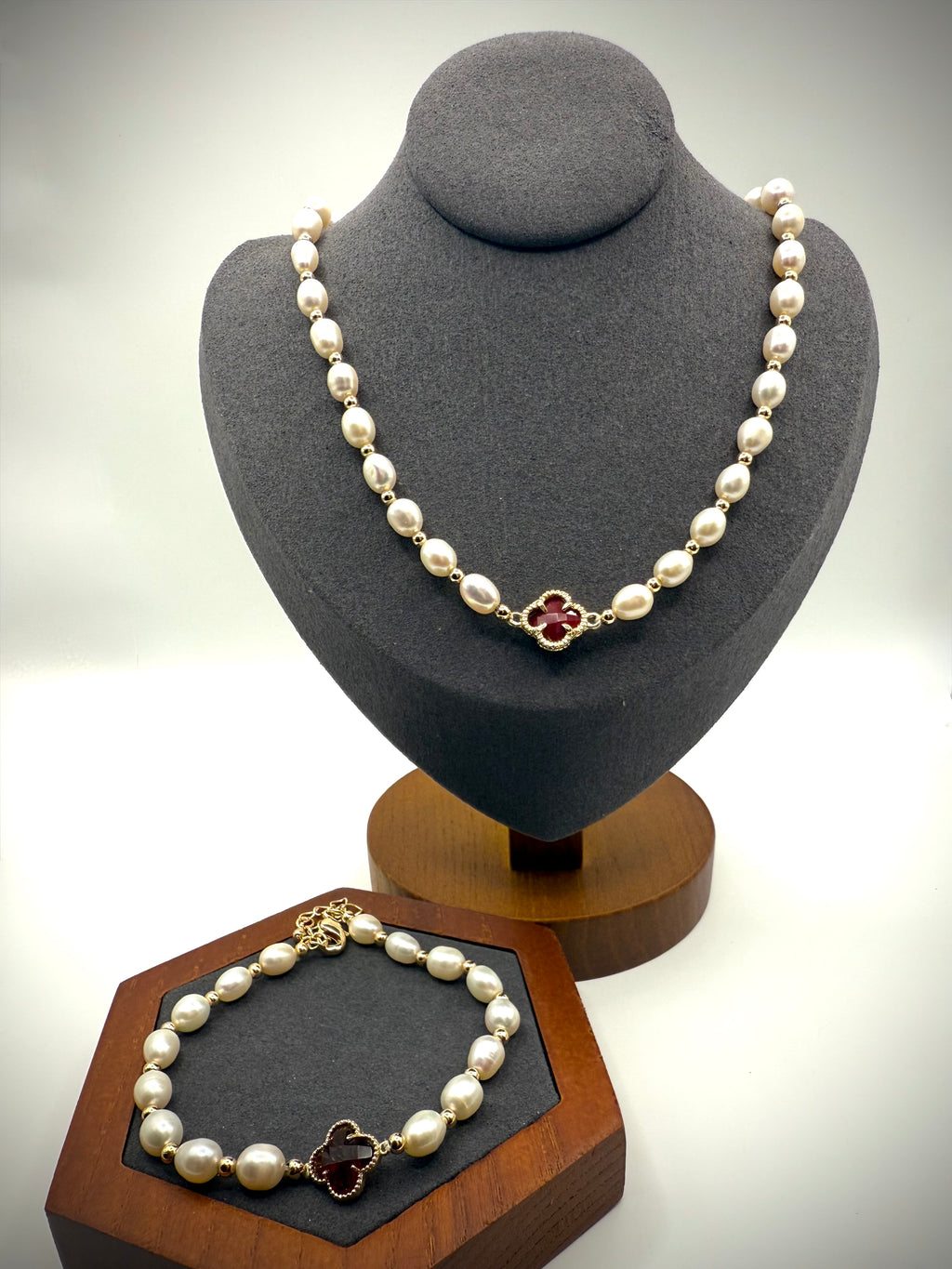 Freshwater Pearl Necklace and Bracelet