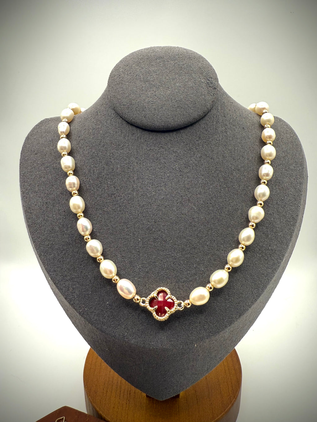 Freshwater Pearl Necklace and Bracelet