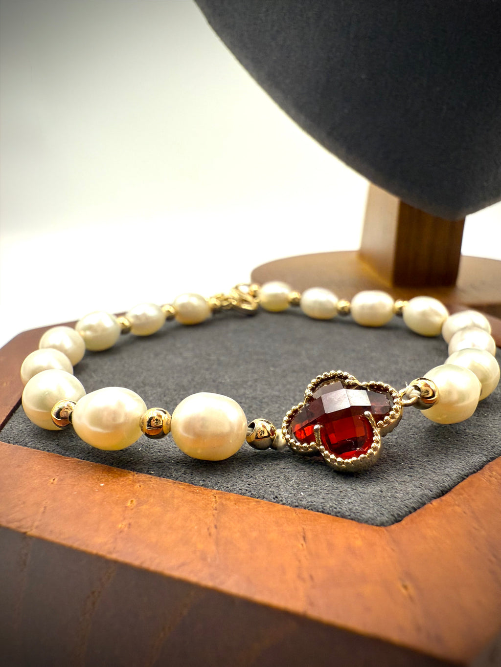 Freshwater Pearl Necklace and Bracelet