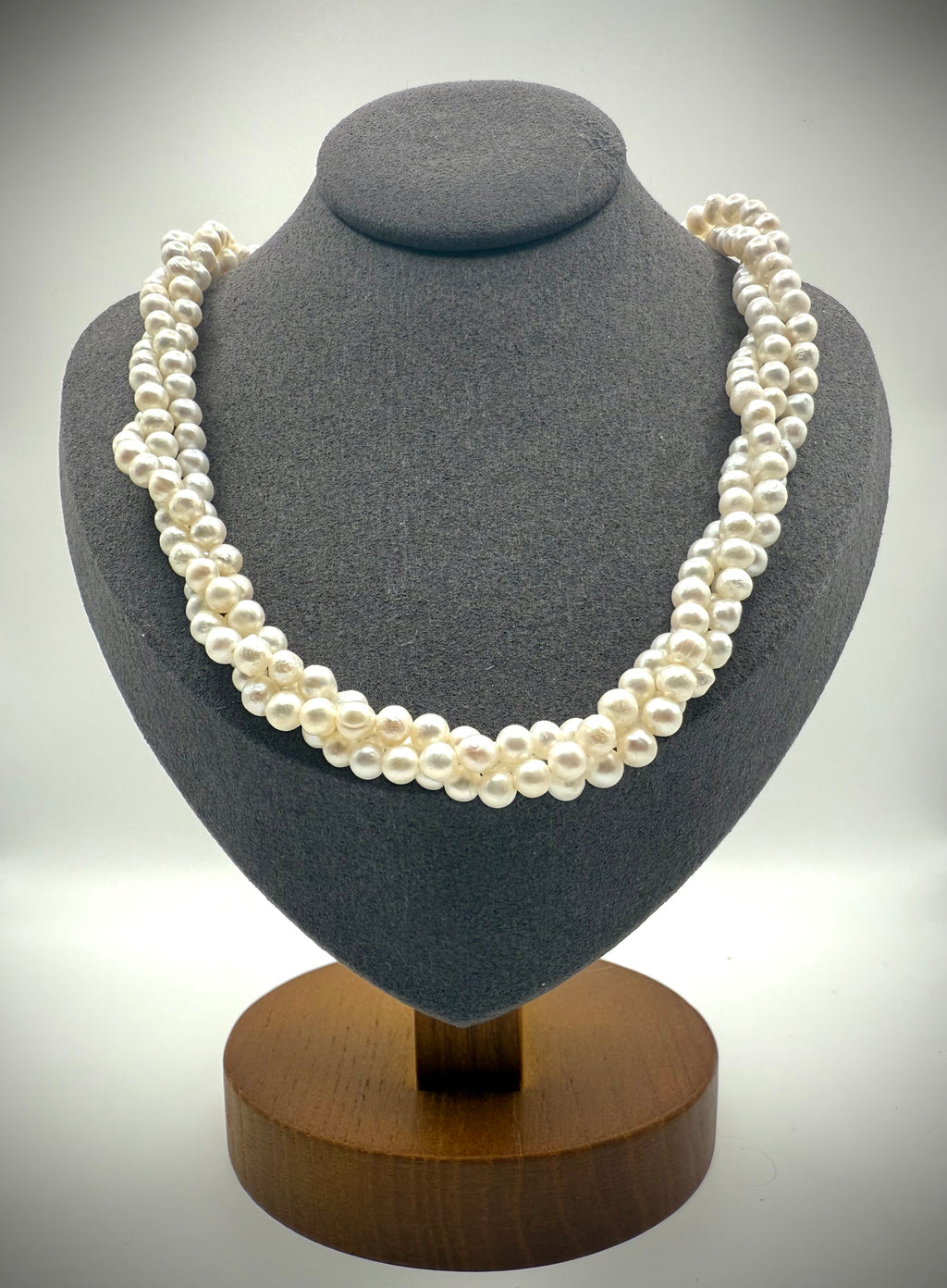Freshwater Akoya Pearl Choker