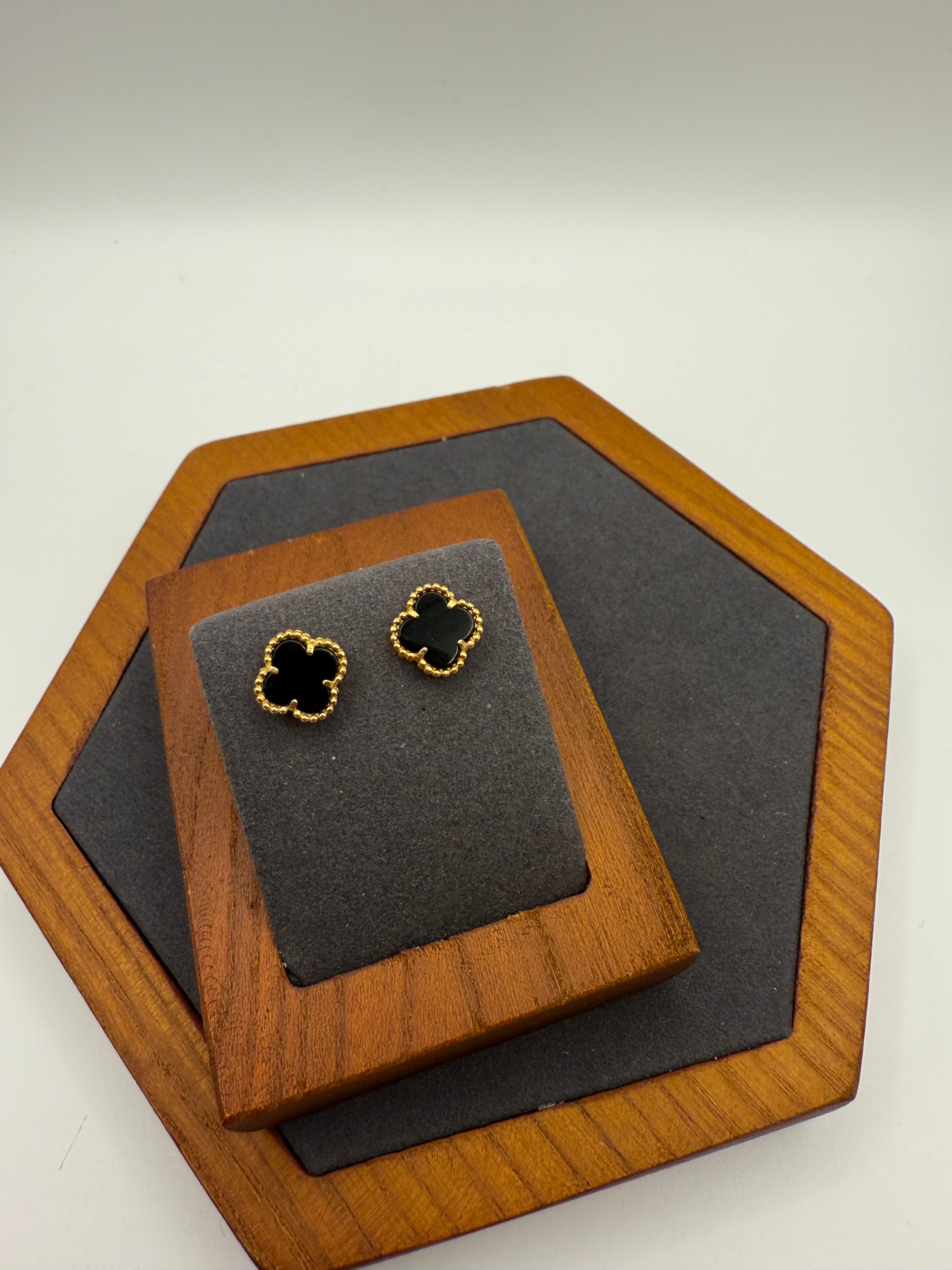 Black Onyx Clover Earrings