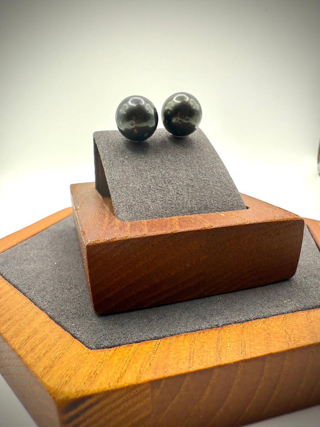 Piano Black Tahitian Pearl Stud Earrings