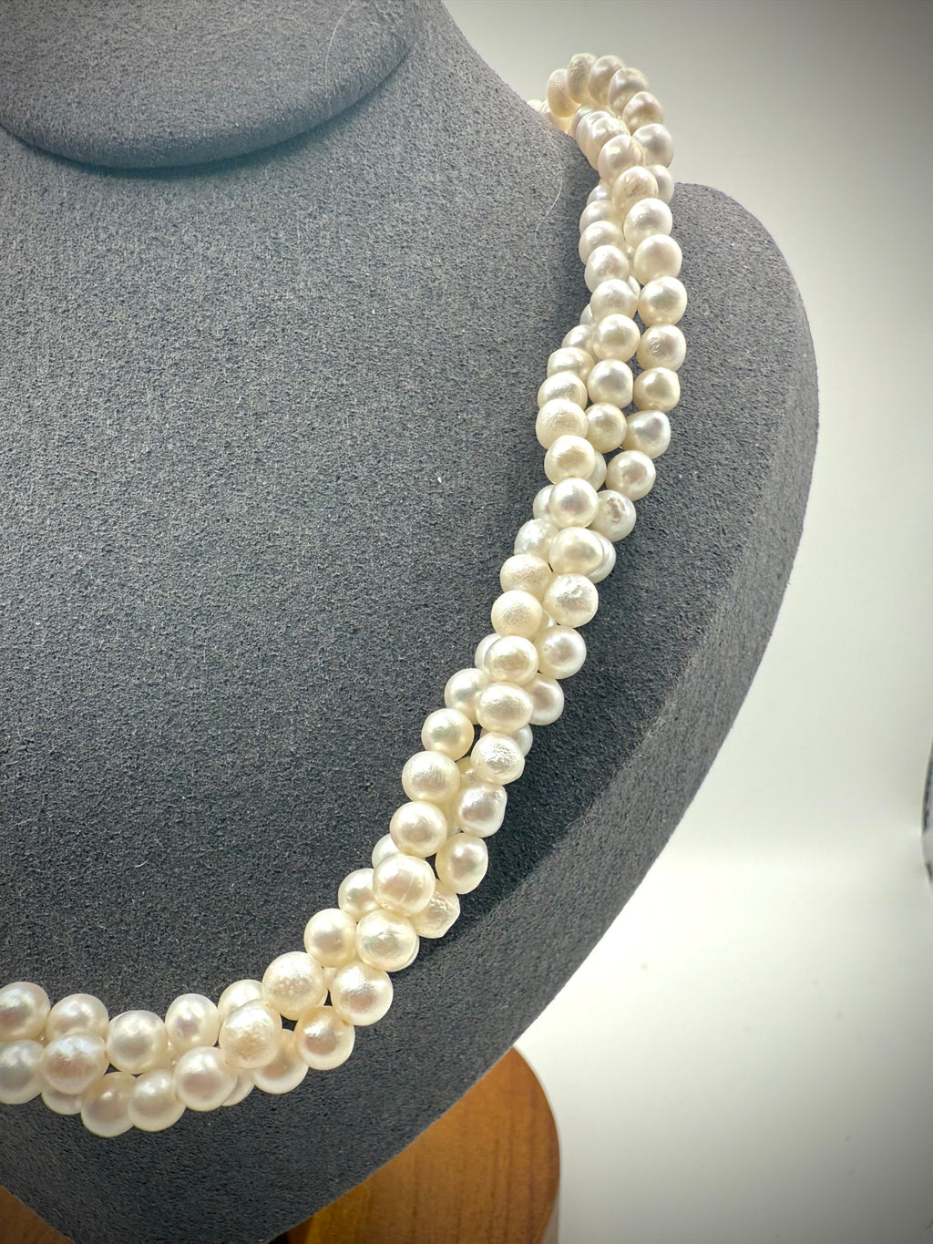 Freshwater Akoya Pearl Choker