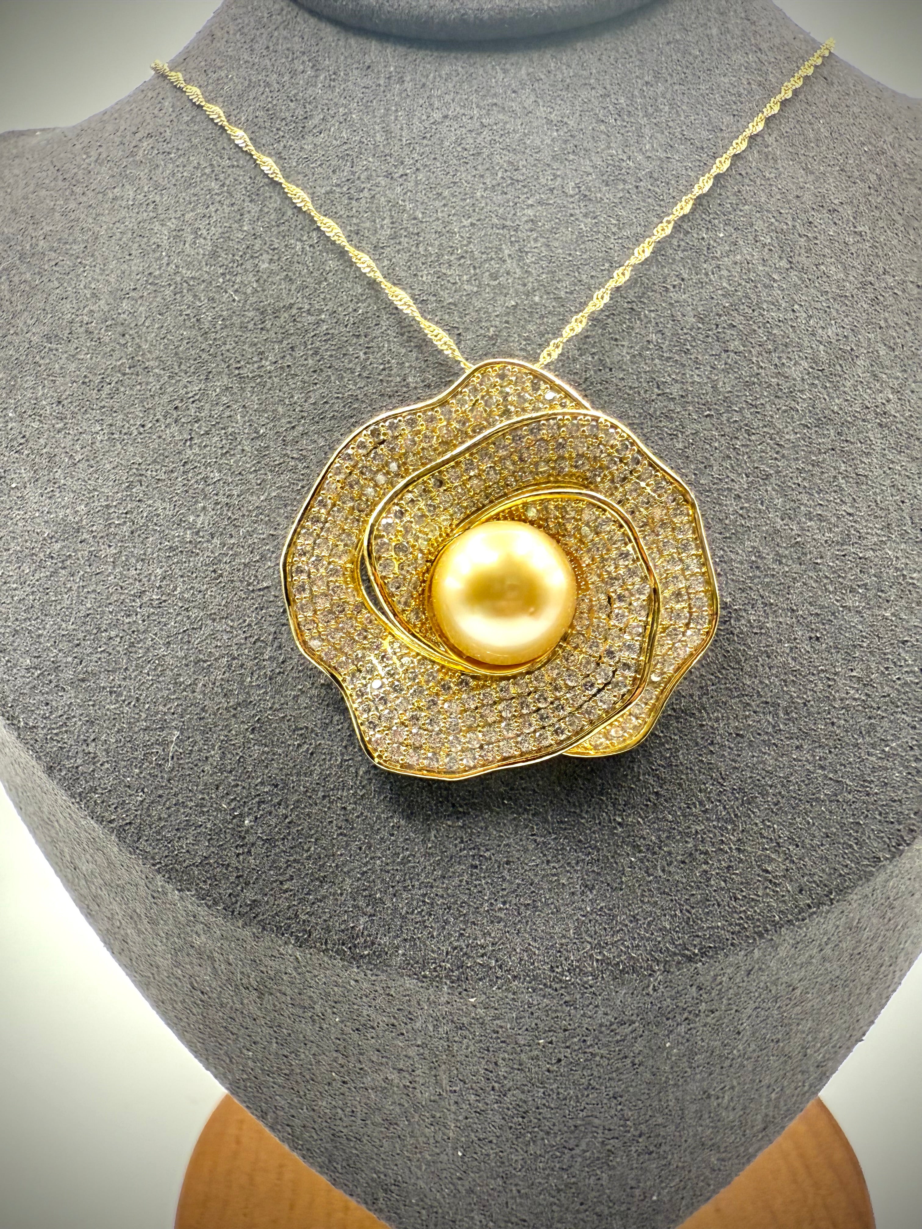 Flower Brooch - Pendant