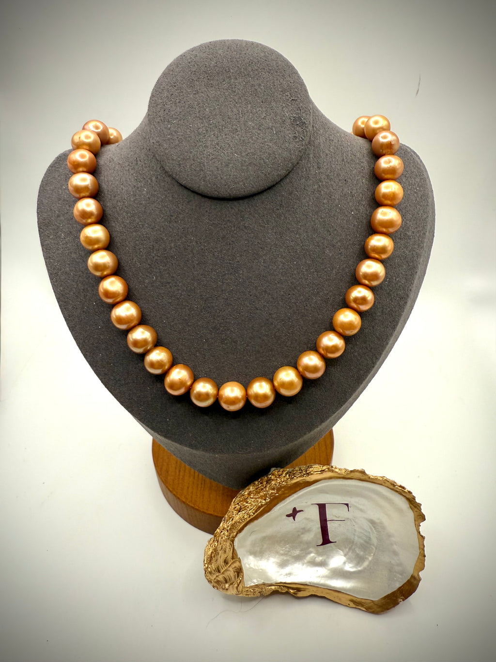 Rose Gold Pearl Necklace