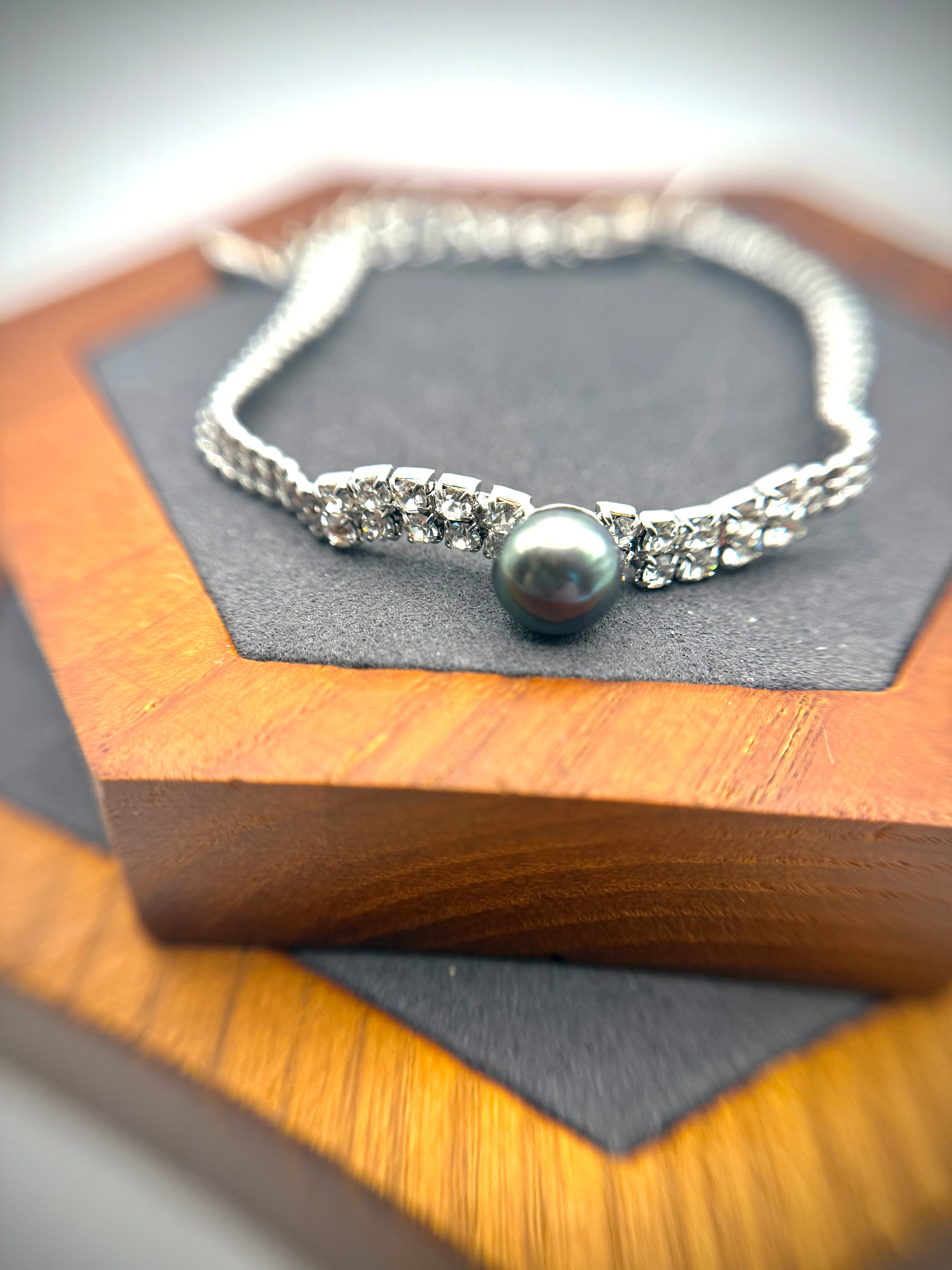 Peacock Freshwater Pearl Bracelet
