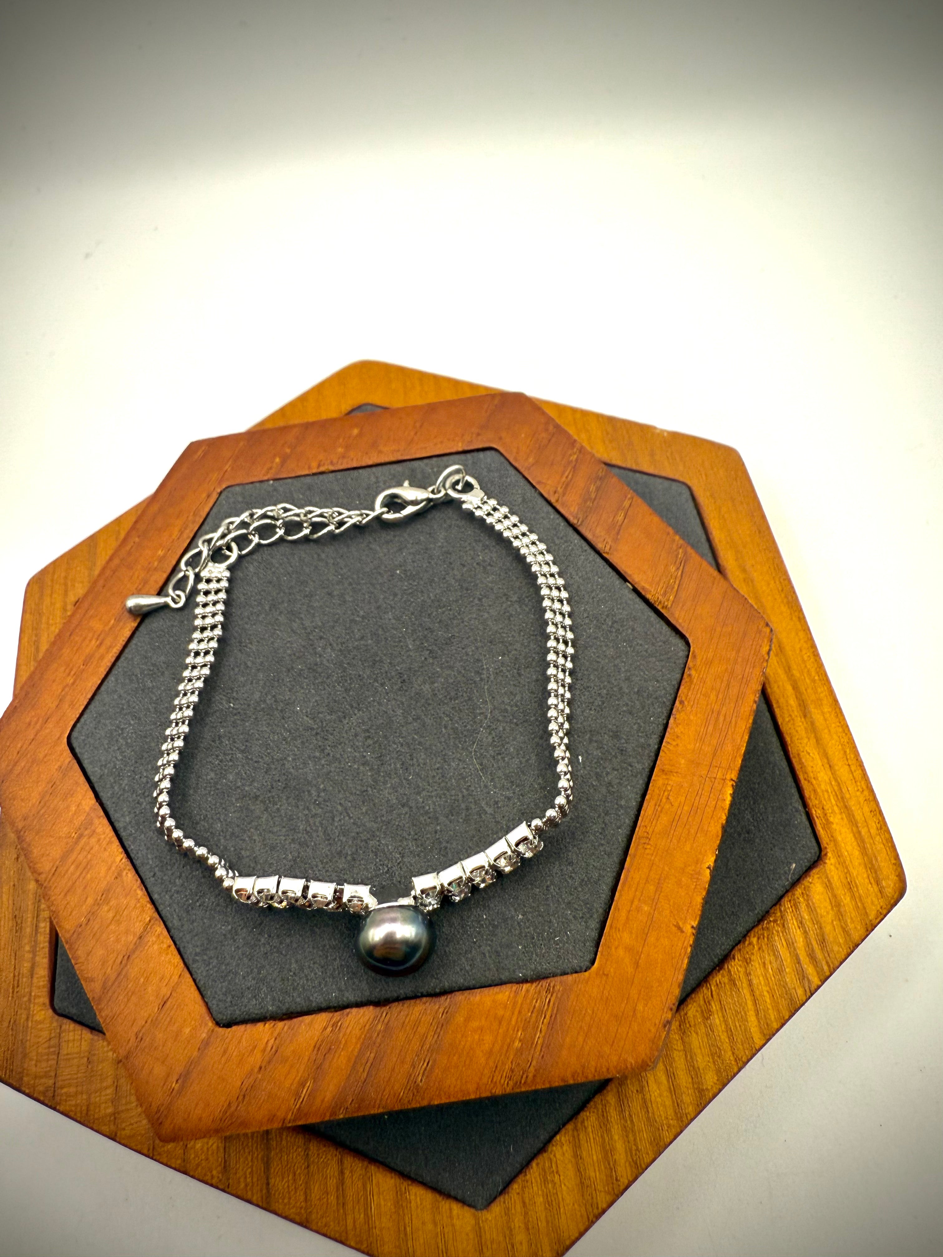 Peacock Freshwater Pearl Bracelet