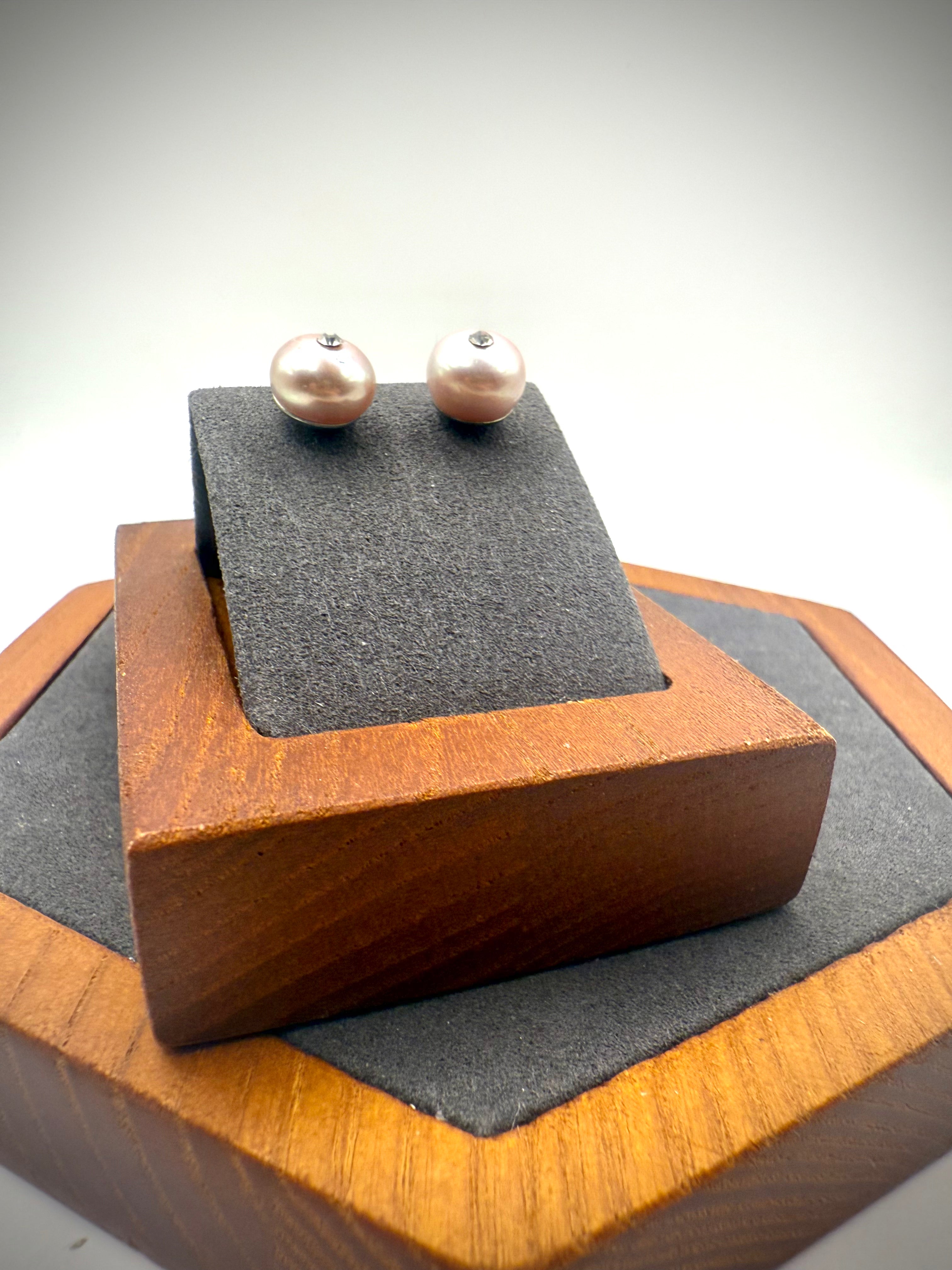 Lilac Freshwater Pearl Earrings