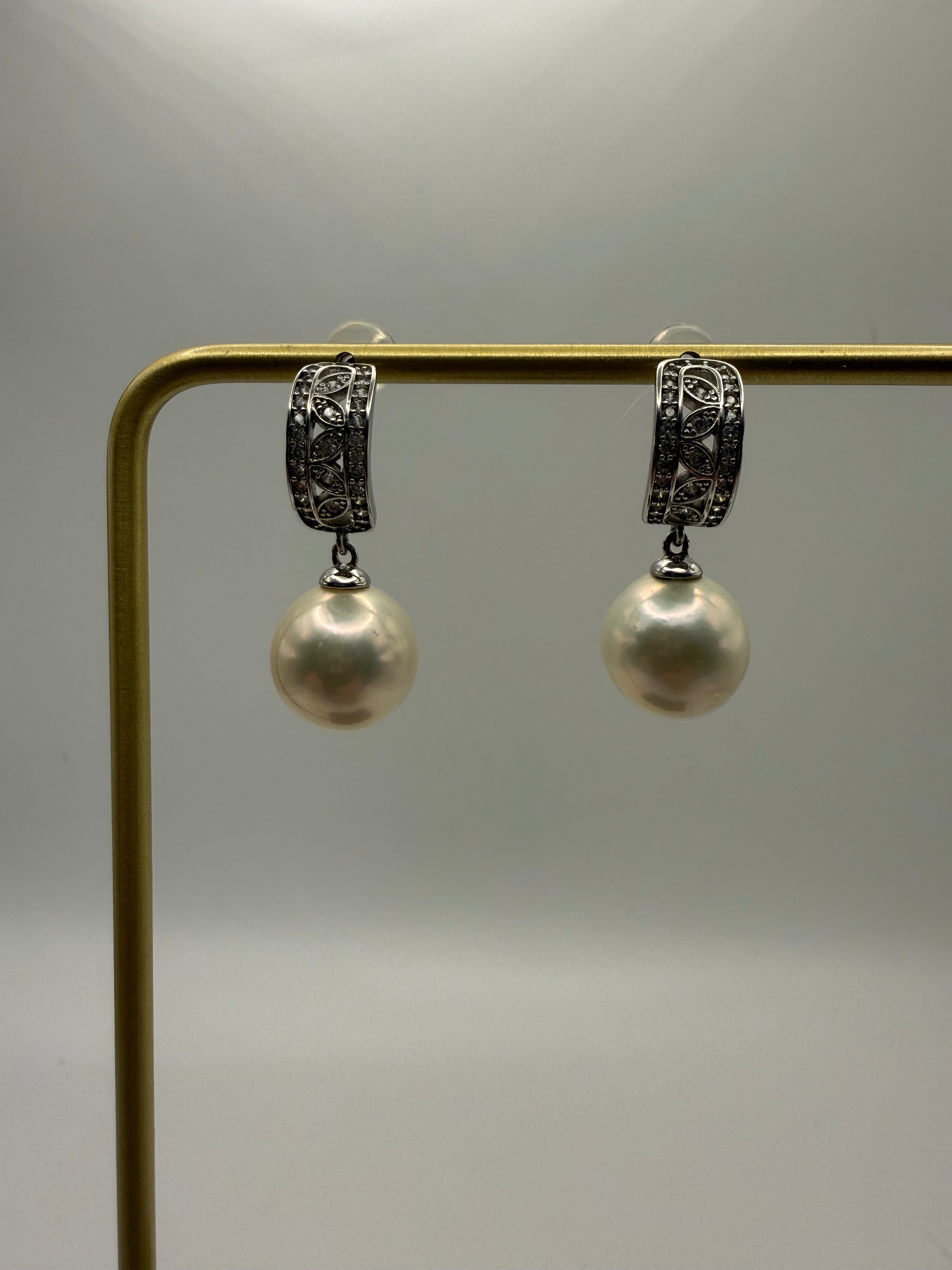 White Freshwater Dangling Earrings